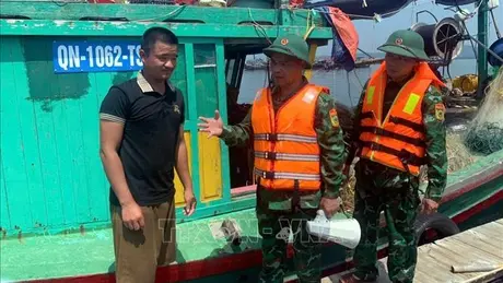 Ứng phó bão số 3: Quảng Ninh tạm dừng khai thác các chuyến bay và cấm biển