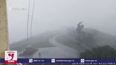 Bão số 3 quần thảo tại Quảng Ninh