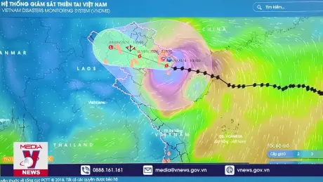 Tâm bão bắt đầu đi vào đất liền các tỉnh Bắc Bộ