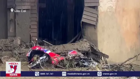 Sạt lở đất đá lại Lào Cai khiến 17 người bị thương vong và mất tích