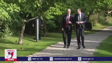 Anh nỗ lực cải thiện quan hệ với Ireland và EU