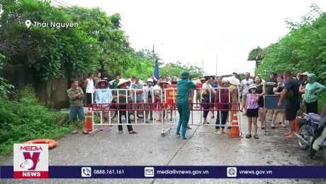 Hai người bị lũ cuốn ở Thái Nguyên