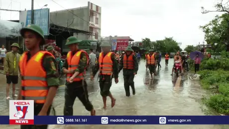 Sư đoàn 325 giúp dân khắc phục hậu quả bão số 3