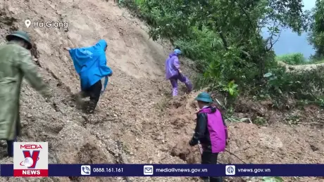 Thăm hỏi, động viên gia đình cháu bé 6 tháng tuổi mất tích