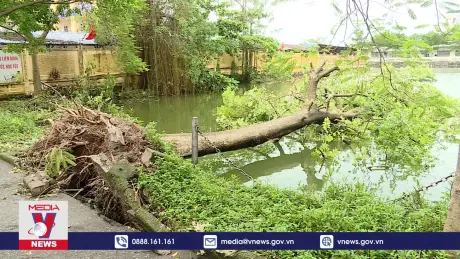 117 trường học tại Hà Nội cho nghỉ học do bão lũ