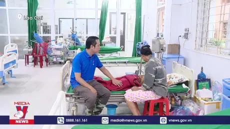 Tích cực điều trị các nạn nhân vụ sạt lở ở Lào Cai