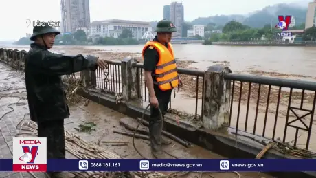 Tập trung lực lượng xử lý thuyền trôi tự do trên sông