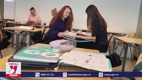 Đưa sách giấy trở lại trường học