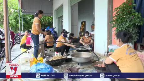 Người dân Hà Tĩnh chung tay hỗ trợ vùng lũ miền Bắc