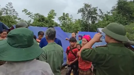 Lào Cai: Tìm thấy hơn 70 người chạy lên đồi lánh nạn sau nhiều ngày tưởng mất tích