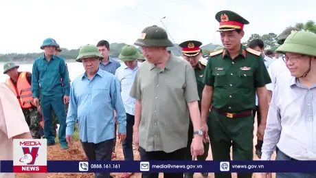 Tổng Bí thư, Chủ tịch nước thăm hỏi nhân dân Tuyên Quang