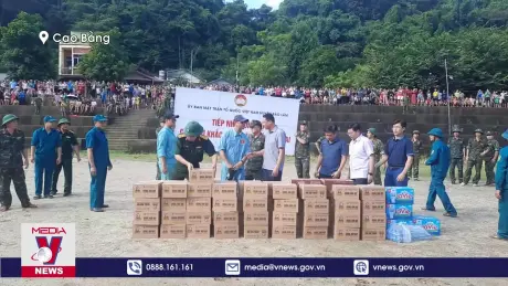 Tiếp tục điều trực thăng cứu trợ vùng lũ Cao Bằng