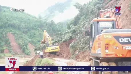 Lào Cai nỗ lực cứu hộ nạn nhân sạt lở ở Bắc Hà