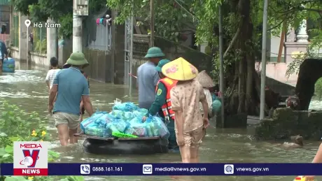 Hà Nam hỗ trợ người dân vùng lũ lụt vượt qua khó khăn 