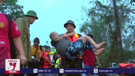 Tình quân dân nơi vùng lũ Hưng Yên