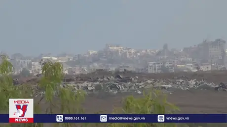 Israel tiếp tục không kích Dải Gaza
