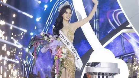 Nguyễn Cao Kỳ Duyên đăng quang Miss Universe Vietnam 2024