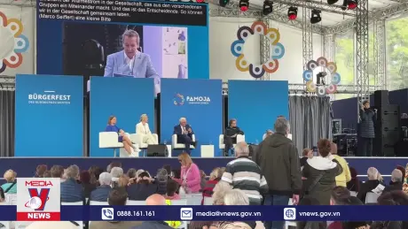 Đức tổ chức Lễ hội công dân