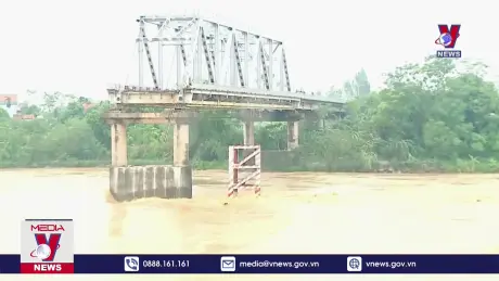 Khẩn trương xây dựng cầu Phong Châu mới