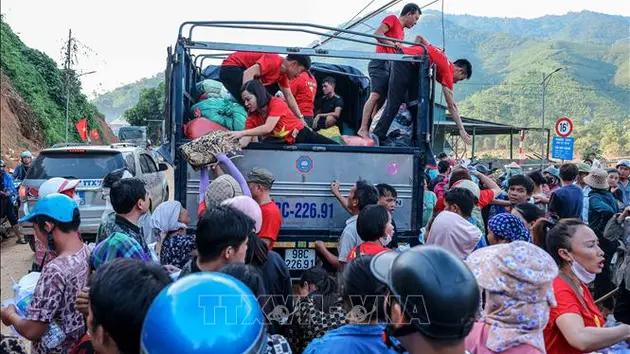 Người dân huyện Bảo Yên (Lào Cai) đang rất cần mắm, muối, thuốc đánh răng, bột giặt, gạo, … 