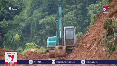 Lào Cai sạt lở tiếp diễn trên nhiều tuyến đường