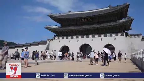 Đông Á đón Trung thu với nỗi lo