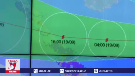 Áp thấp nhiệt đới gây mưa rất lớn cho Trung Bộ