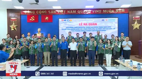 Thanh niên tình nguyện TP.HCM lên đường hỗ trợ bà con vùng bão lũ