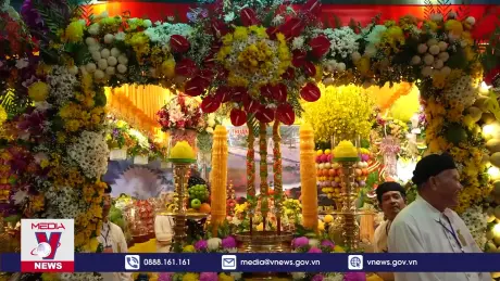 Đại lễ Hội yến Diêu Trì Cung năm 2024 thu hút khách du lịch