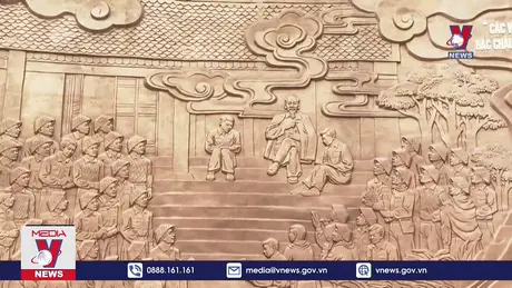 Phú Thọ dâng hoa kỷ niệm 70 năm ngày Bác Hồ về thăm Đền Hùng