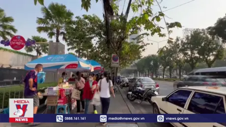 Thủ đô Thái Lan chấn chỉnh quy định bán hàng rong vỉa hè