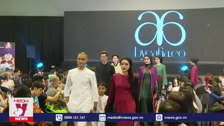 Malaysia đẩy mạnh ngành công nghiệp thời trang Hồi giáo