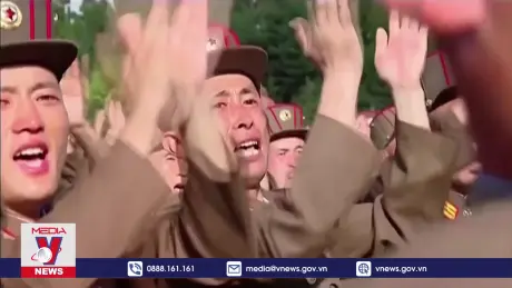 Nhà lãnh đạo Triều Tiên thăm các cơ sở quân sự