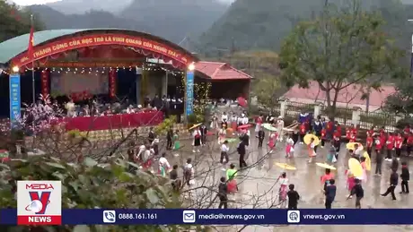 Đồng bào Mông trên Cao nguyên đá Đồng Văn vững niềm tin theo Đảng