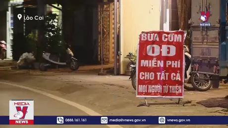 Những nghĩa cử nhân văn nơi tâm lũ