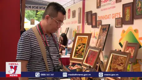 Quà tặng du lịch Hà Nội - Nhiều nhưng vẫn thiếu