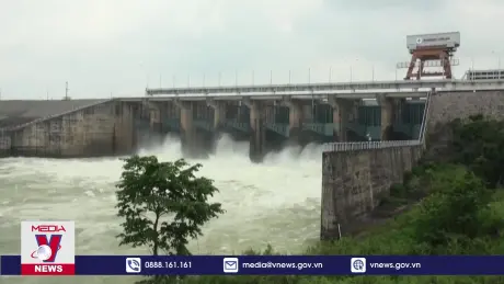 Hồ thủy điện lớn nhất miền Nam tăng xả lũ