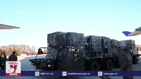 Mỹ và EU công bố thêm nhiều viện trợ cho Ukraine
