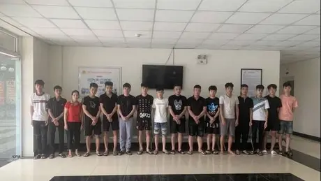 Hà Nội: Bắt giữ 15 đối tượng liên quan việc giả danh nhà tu hành bán thuốc tự chế, lừa khách hàng