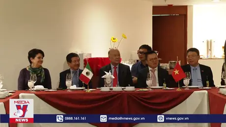 Đoàn đại biểu Đảng Cộng sản Việt Nam dự Hội thảo quốc tế “Các chính đảng và một xã hội mới”