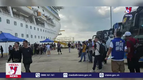 Siêu tàu biển đưa gần 3.500 khách quốc tế đến Hạ Long