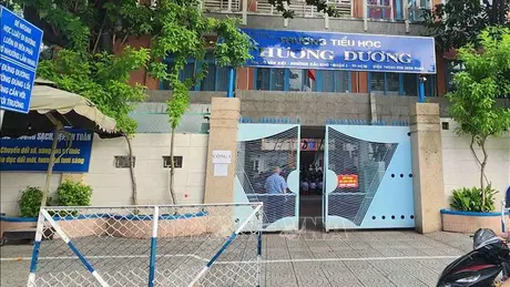 Phân công hiệu phó phụ trách lớp thay cho 