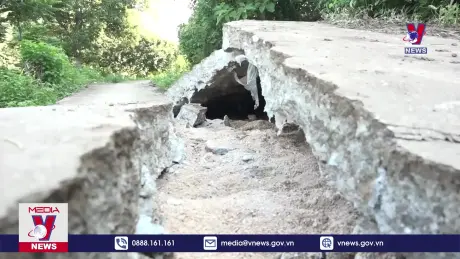 Thanh Hóa sơ tán khẩn cấp các hộ dân do nguy cơ sạt lở