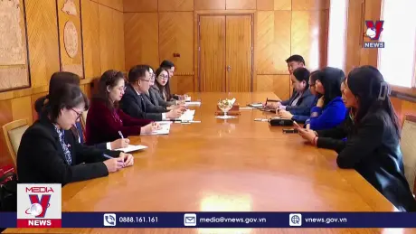 Tăng cường quan hệ với các chính đảng Mông Cổ