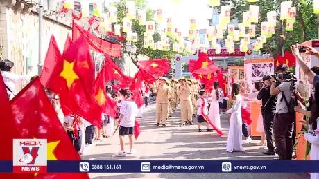 Tái hiện khoảnh khắc hào hùng ngày tiếp quản Thủ đô