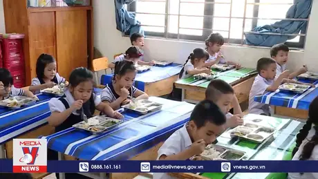 Giám sát an toàn thực phẩm trong trường học