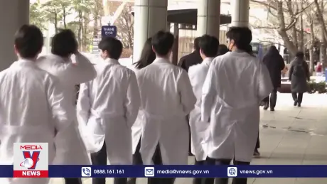 Sinh viên y khoa Hàn Quốc không được nghỉ học tập thể
