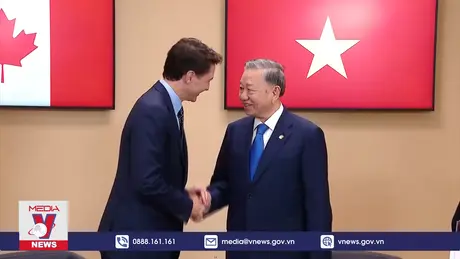 Tổng Bí thư, Chủ tịch nước Tô Lâm gặp gỡ bên lề tại Hội nghị Cấp cao Pháp ngữ lần thứ 19