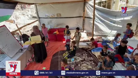 Chuyện những người “gieo chữ”