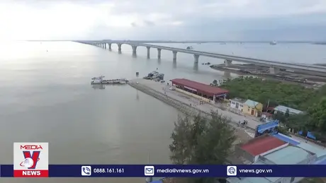 Đảo Cát Bà đón khách trở lại sau bão Yagi